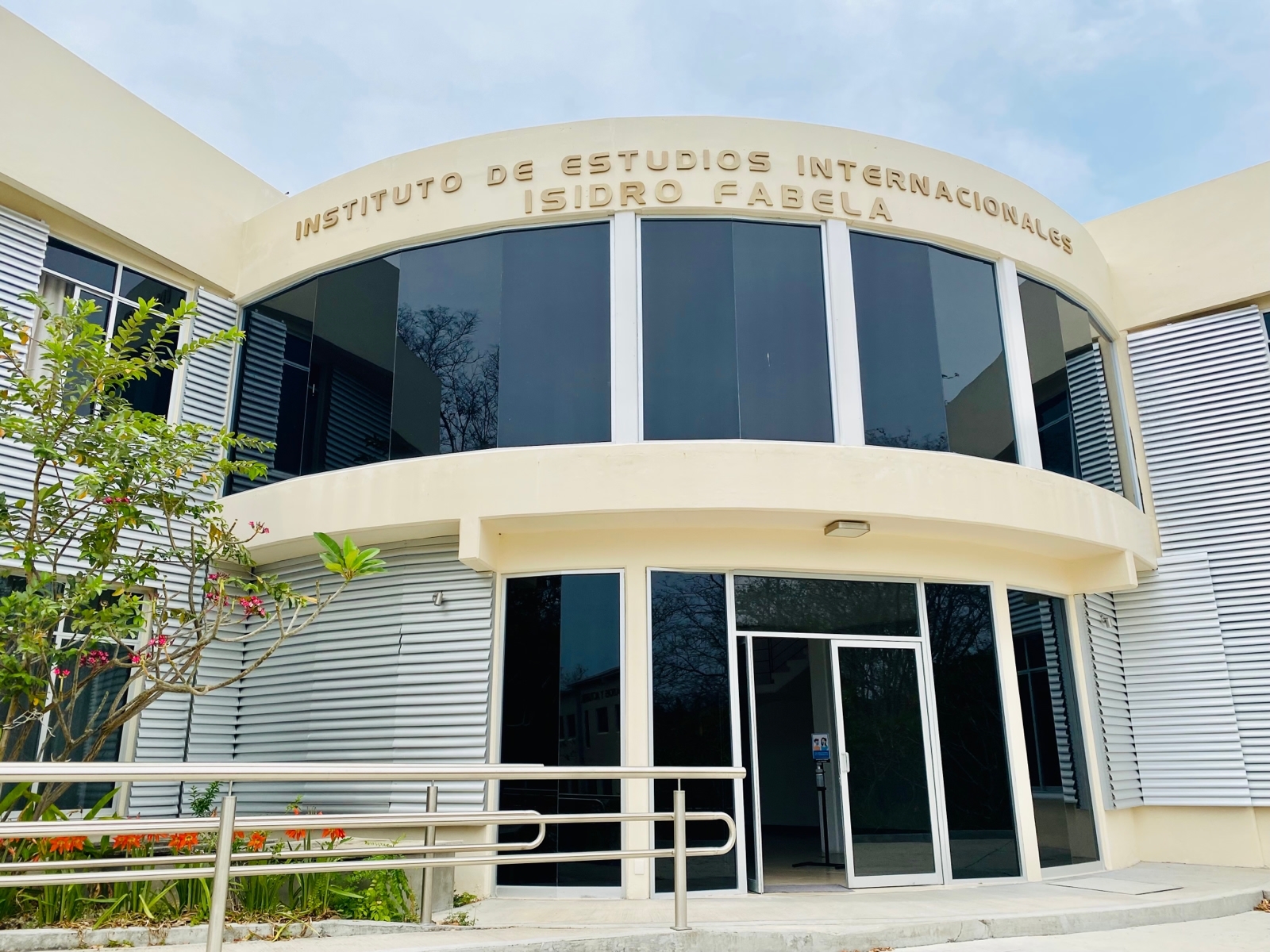 Biblioteca Modesto Seara
